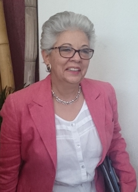 foto conferencista maria marvan en el CU Tampico