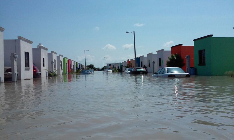 Matamoros bajo el agua; En Nuevo Laredo daños en infraestructura