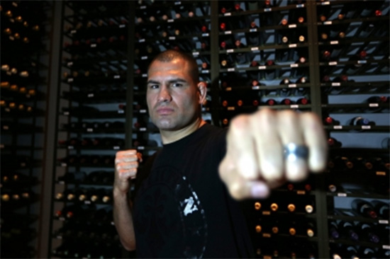 Caín Velásquez y Fabricio Werdum van por unificación de título en UFC 188