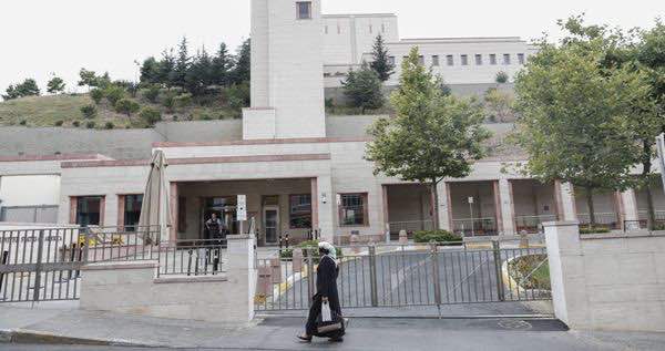 Dos mujeres atacan a tiros el consulado de EU en Estambul