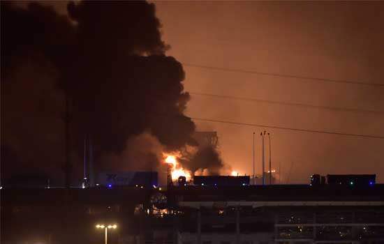 Fuerte explosión sacude Tianjin, China