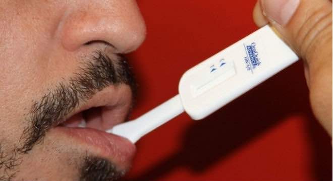 Desarrollan dispositivo para detectar diabetes con celular