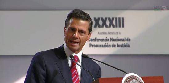 Segob fortalecerá mecanismo de protección a periodistas: EPN