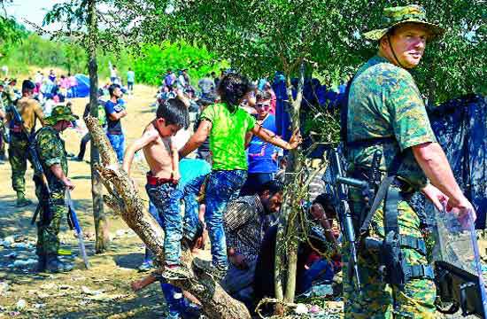 Estado de emergencia en frontera de Macedonia ante la ola de refugiados