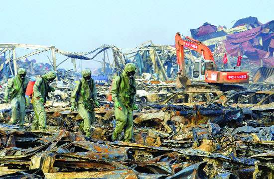 La cifra de fallecidos por la tragedia se elevó a 139 Detienen a 12 personas implicadas en las explosiones de Tianjín