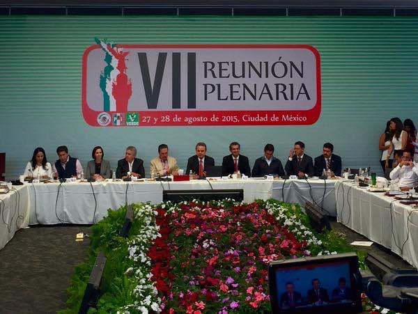 Revisan agenda legislativa en plenaria del PRI-PVEM