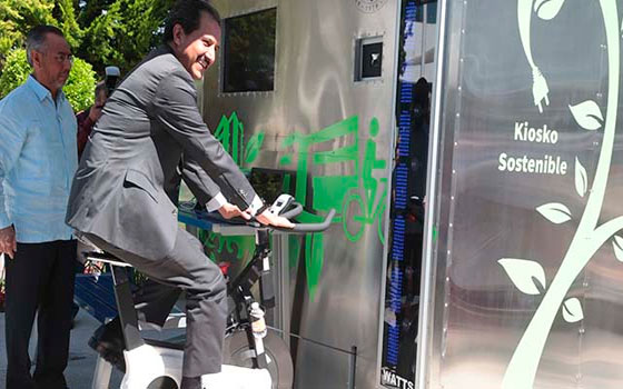 Desarrolla BUAP kiosko para recargar celulares, tabletas, computadoras…