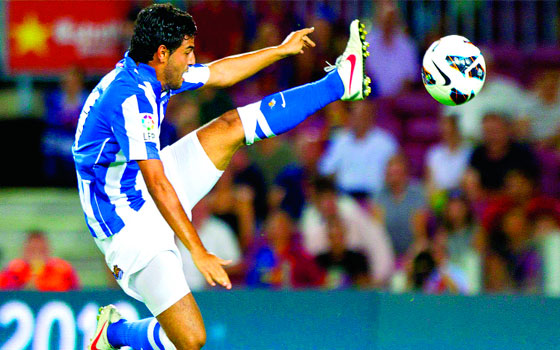 Carlos Vela se queda en la Real Sociedad