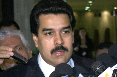 Desde Bogotá se está haciendo una campaña para matarme: Maduro