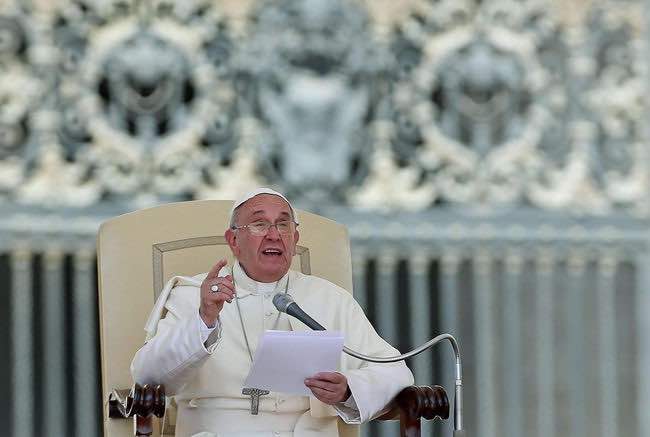 Provocar desempleo es causar un grave daño social: Papa Francisco