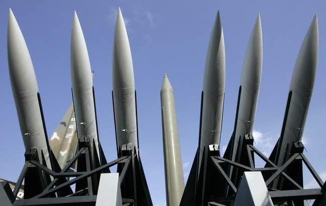 Corea del Sur denuncia que Norcorea prepara lanzamiento de misiles