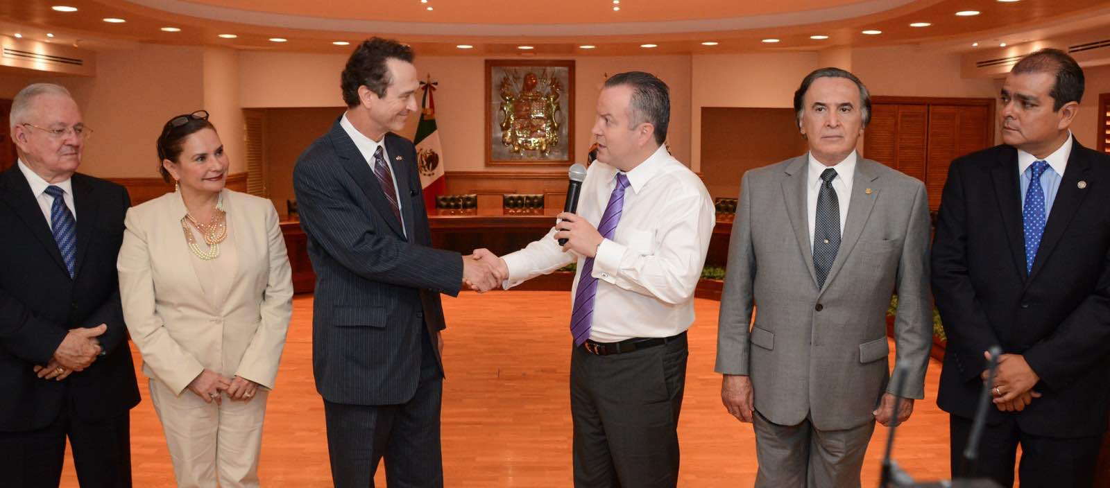 Estrechan lazos de colaboración cónsul general de EU y Canturosas