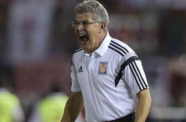 “El Tuca” Director interino de El Tri