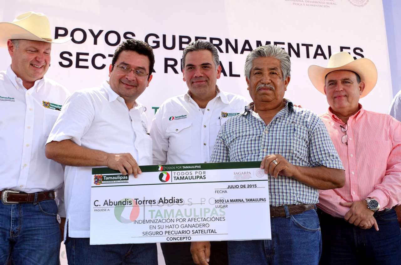 Entregan 9 mdp en apoyo al campo de Soto la Marina