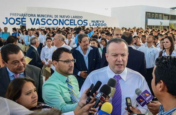 Inaugura Canturosas ciclo escolar en preparatoria municipal