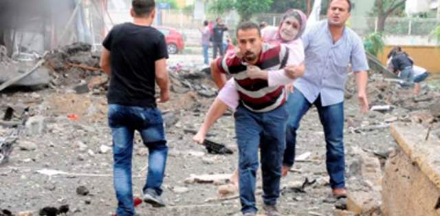 Dejan 58 muertos bombardeos del ejército sirio contra mercado en Douma