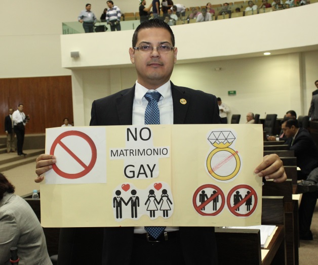 PAN frenará adopción entre parejas Gay’s