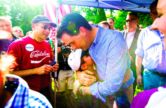 Scott Walker quiere construir un muro… en la frontera con Canadá
