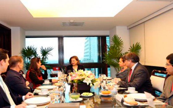 Se reúne PGR con expertos de la CIDH por caso Iguala