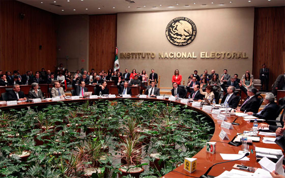 Ratifica INE control sobre órganos electorales locales