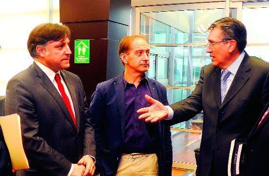 El GIEI entrega informe a CNDH; el caso sigue abierto: ombudsman