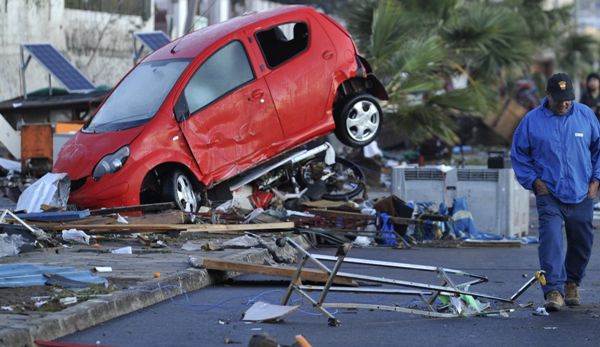 Se eleva a 10 el número de muertos por el terremoto en Chile
