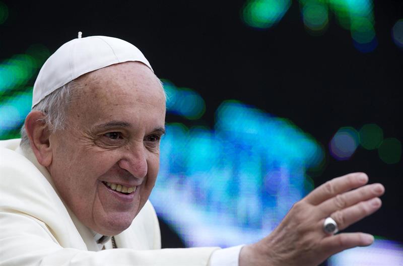 Desea Papa que la paz y el bienestar abunden en EU
