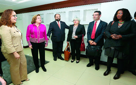 La PGR establecerá protocolo de comunicación con padres de los 43