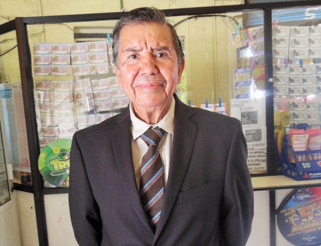 Encuentran gusanos en la Playa Miramar