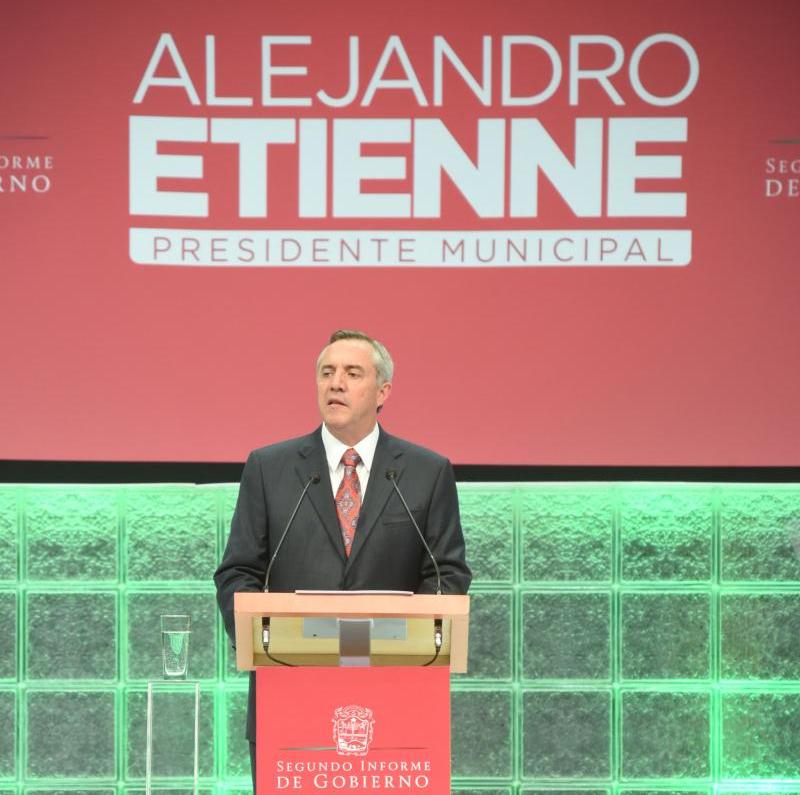 Logra Etienne concesión de 15 millones de m3 de agua