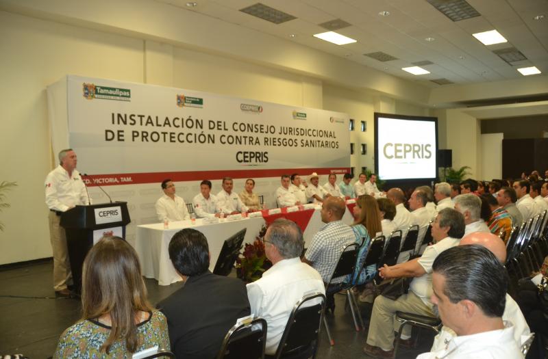 Trabajamos juntos por la salud de los victorenses: Etienne