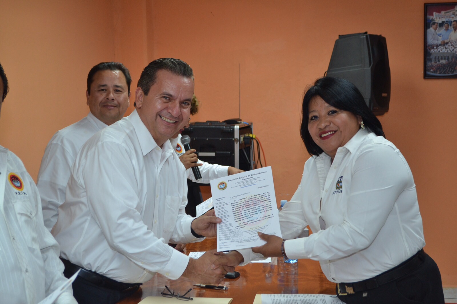 Recibe Edgar Melhem propuestas de los trabajadores de Matamoros