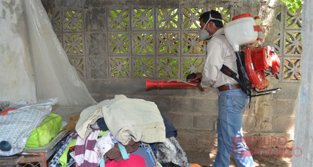 Se ‘amotinan’ campesinos en Tula a Ramiro Ramos