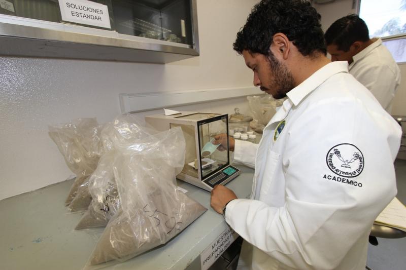 Invita UAT al “Primer Día del Investigador”