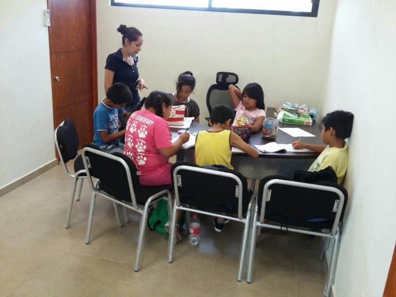 Reciben tutoría 2 mil estudiantes de bajo aprendizaje: Etienne