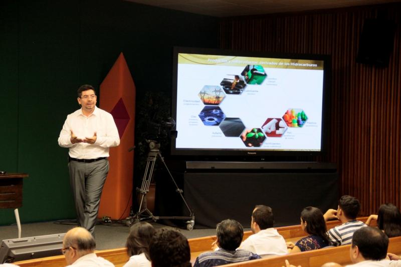 Realiza UAT Conferencia sobre universidades públicas y reforma energética