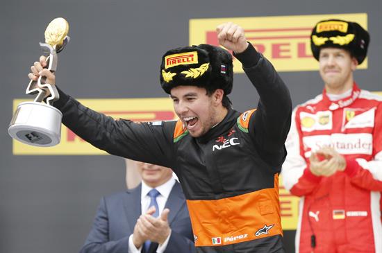 Checo Pérez sube al podio en el Gran Premio de Rusia