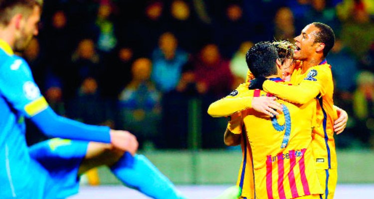 Neymar guía al Barca, a falta de Messi