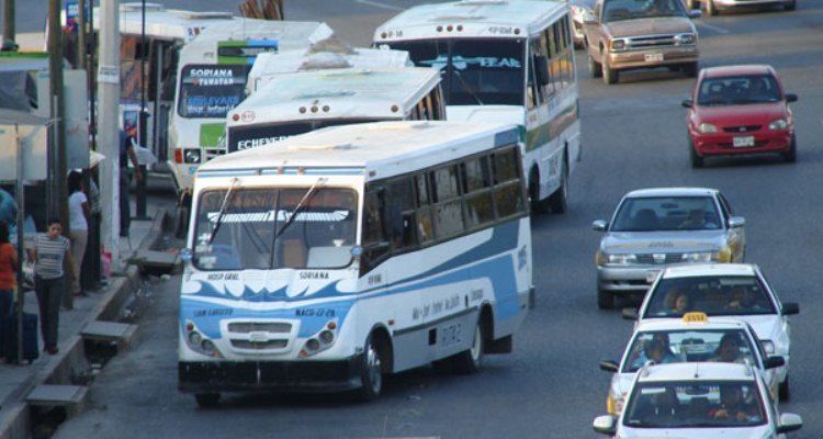 Transporte pide ayuda a Ayuntamientos