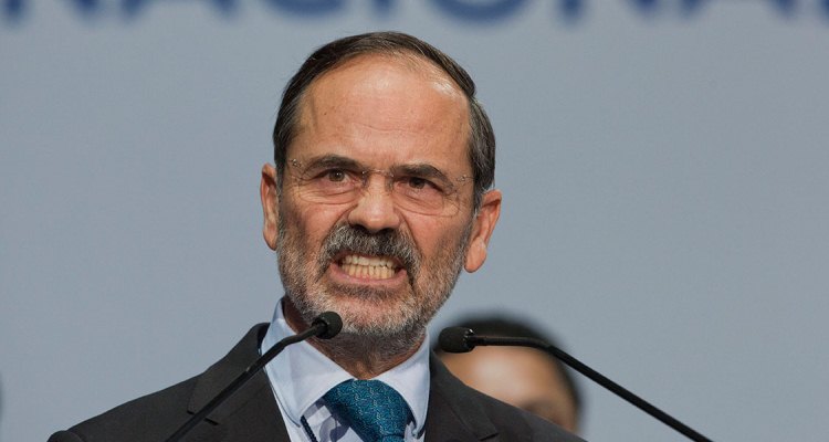 Con un “pendejo”, responde Madero a una acusación