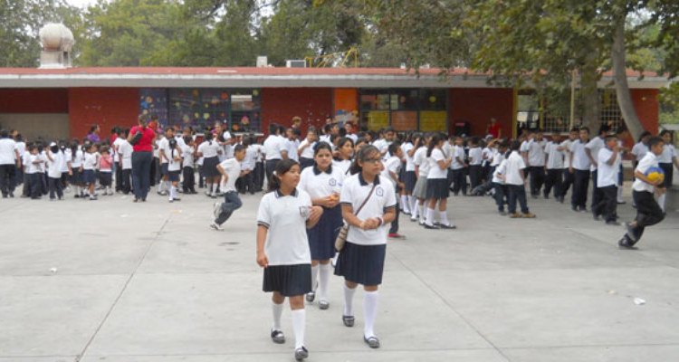Entrega SET apoyos a 33 escuelas de Ciudad Madero