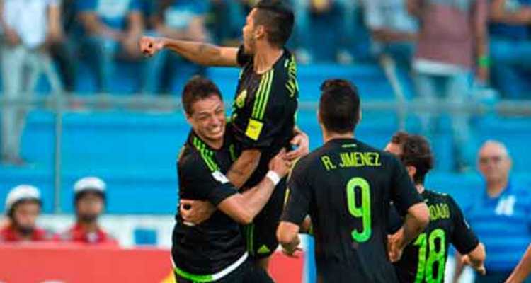 México vence 2-0 a Honduras; rompe racha de 50 años