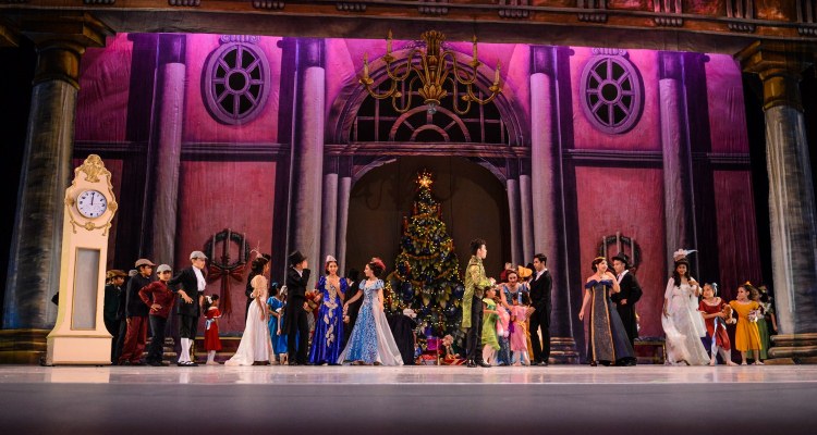 Cautiva compañía de danza Nuevo Laredo con “The Nutcracker”