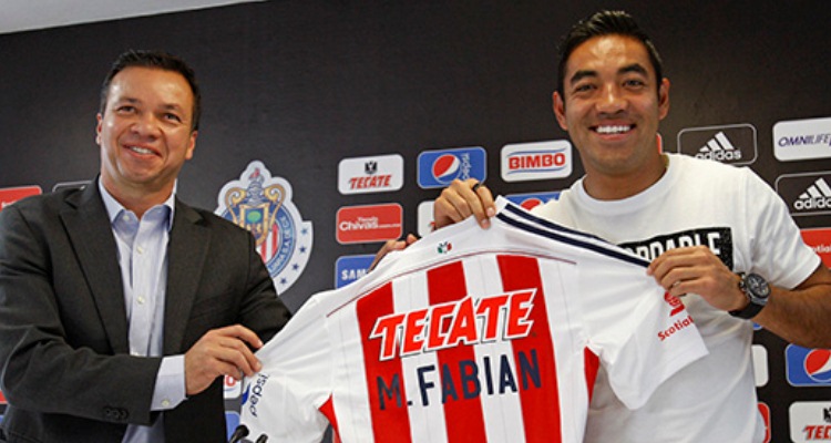 Marco Fabián parte rumbo a la Bundesliga con el Eintracht Frankfurt