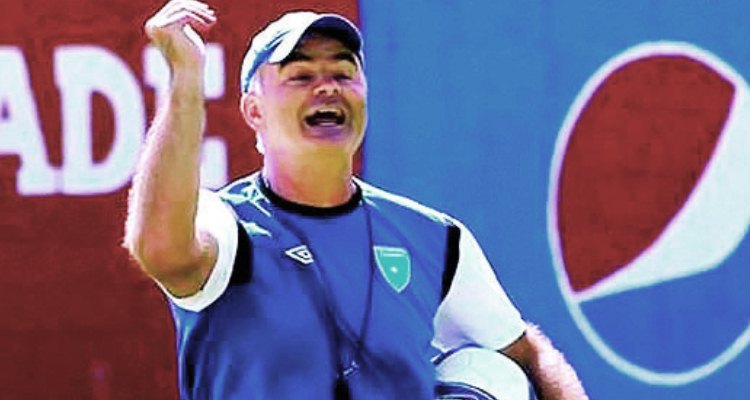 Renuncian técnico de Guatemala y su equipo