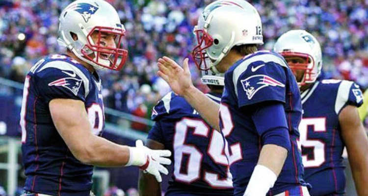 Brady y Pats maltratan a Titanes
