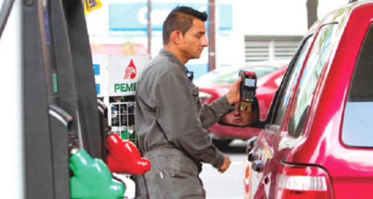 ¿Baja la gasolina?