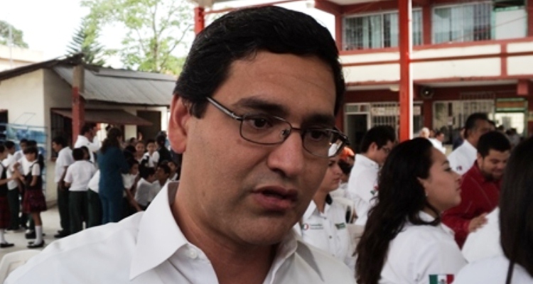 Erasmo González también quiere ser  candidato a la alcaldía de Madero