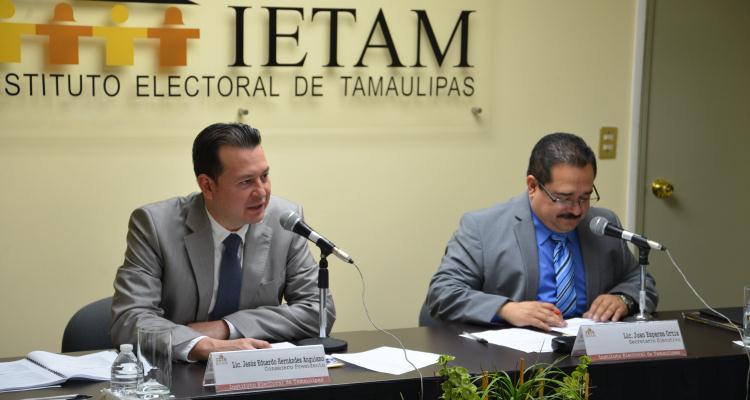 Canturosas y Cabeza de Vaca se reúnen con líder del PRD