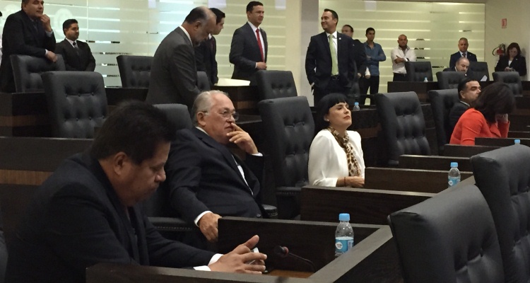 Respalda Congreso desvincular salario mínimo